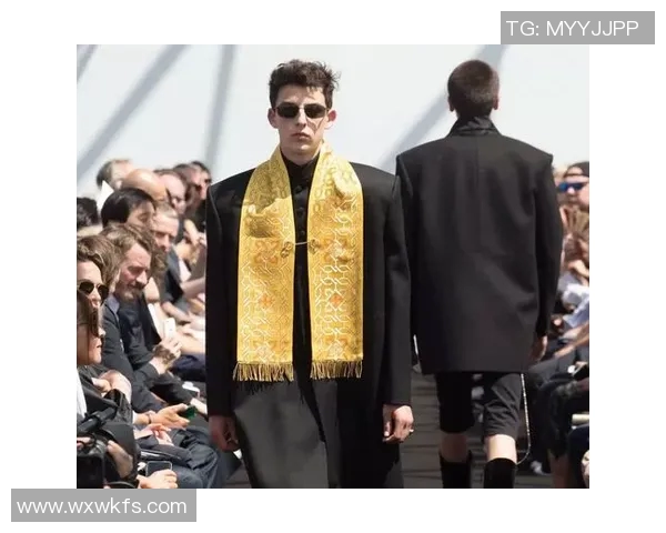 足球明星联手打造奶茶品牌引领时尚潮流成为年轻人新宠