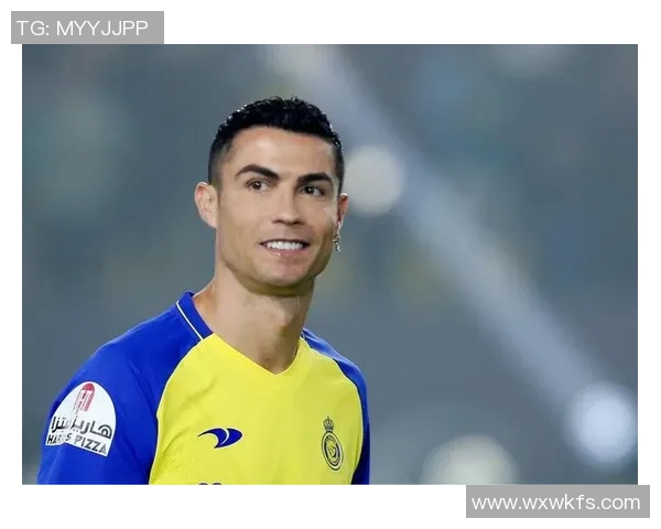 C罗心目中最崇拜的足球明星是谁他对他们的评价与影响力分析