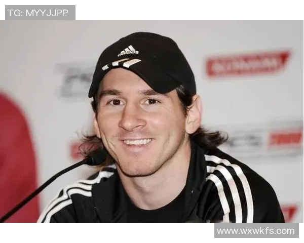 长发飘逸的足球女星们谁是你心目中最帅的女神